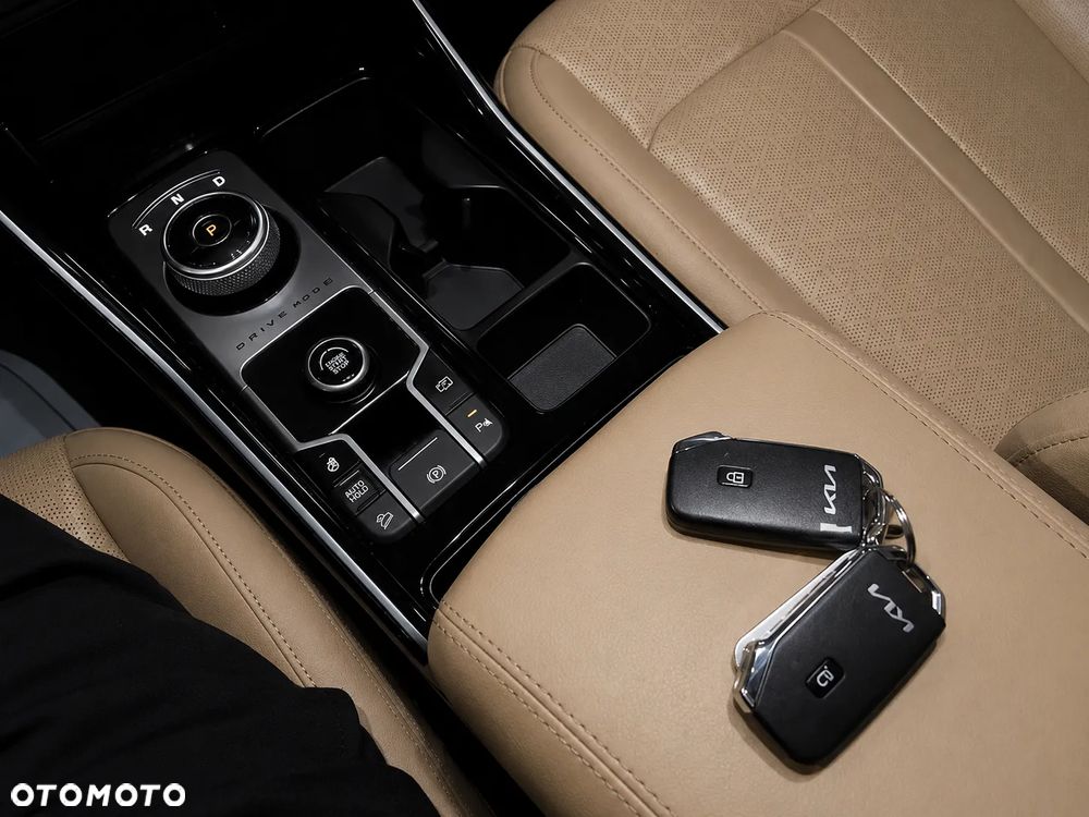 Kia Sorento - 11