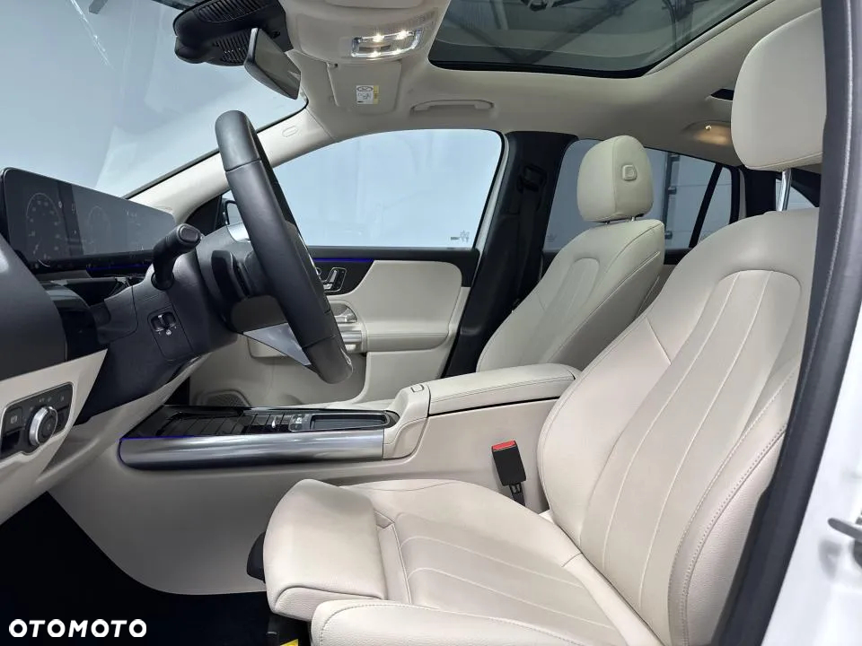 Mercedes-Benz GLA 200 Progressive - 12