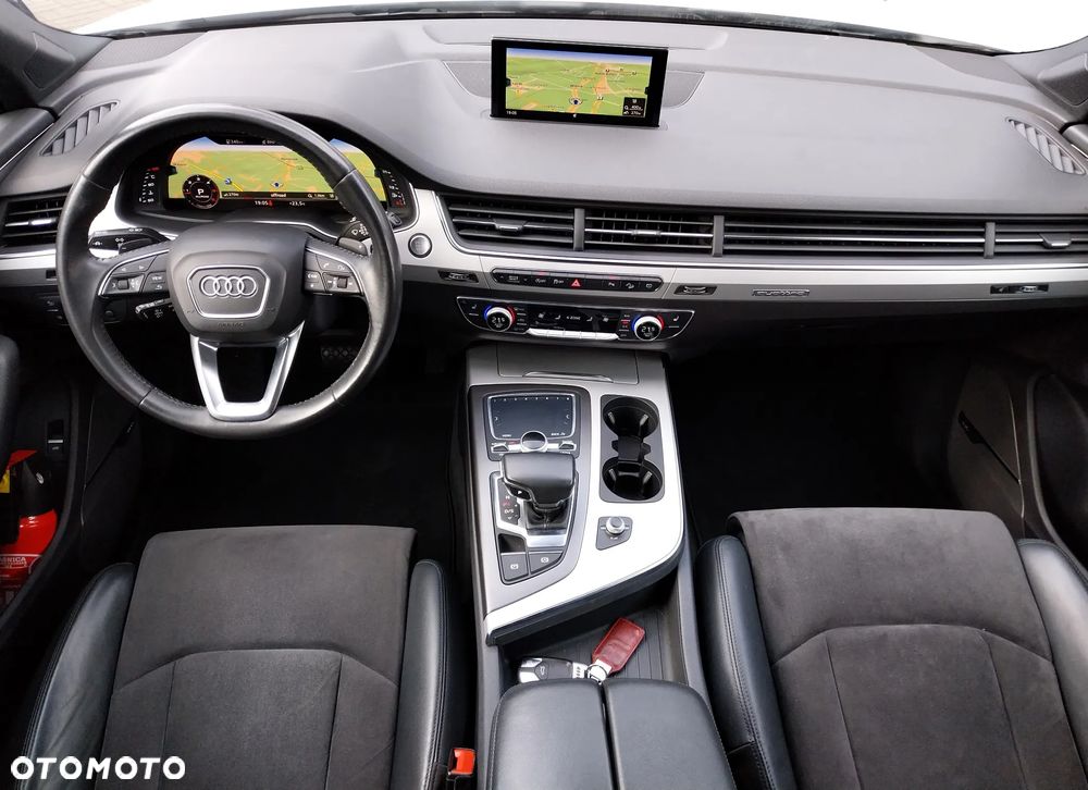 Audi Q7 - 6
