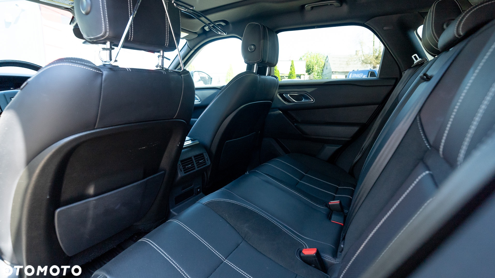 Land Rover Range Rover Velar 2.0 R-Dynamic - 30