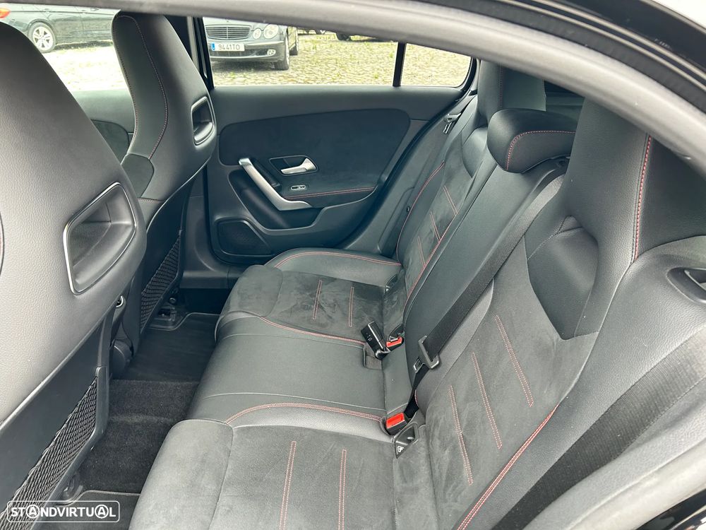 Mercedes-Benz A 250 e AMG Line - 25