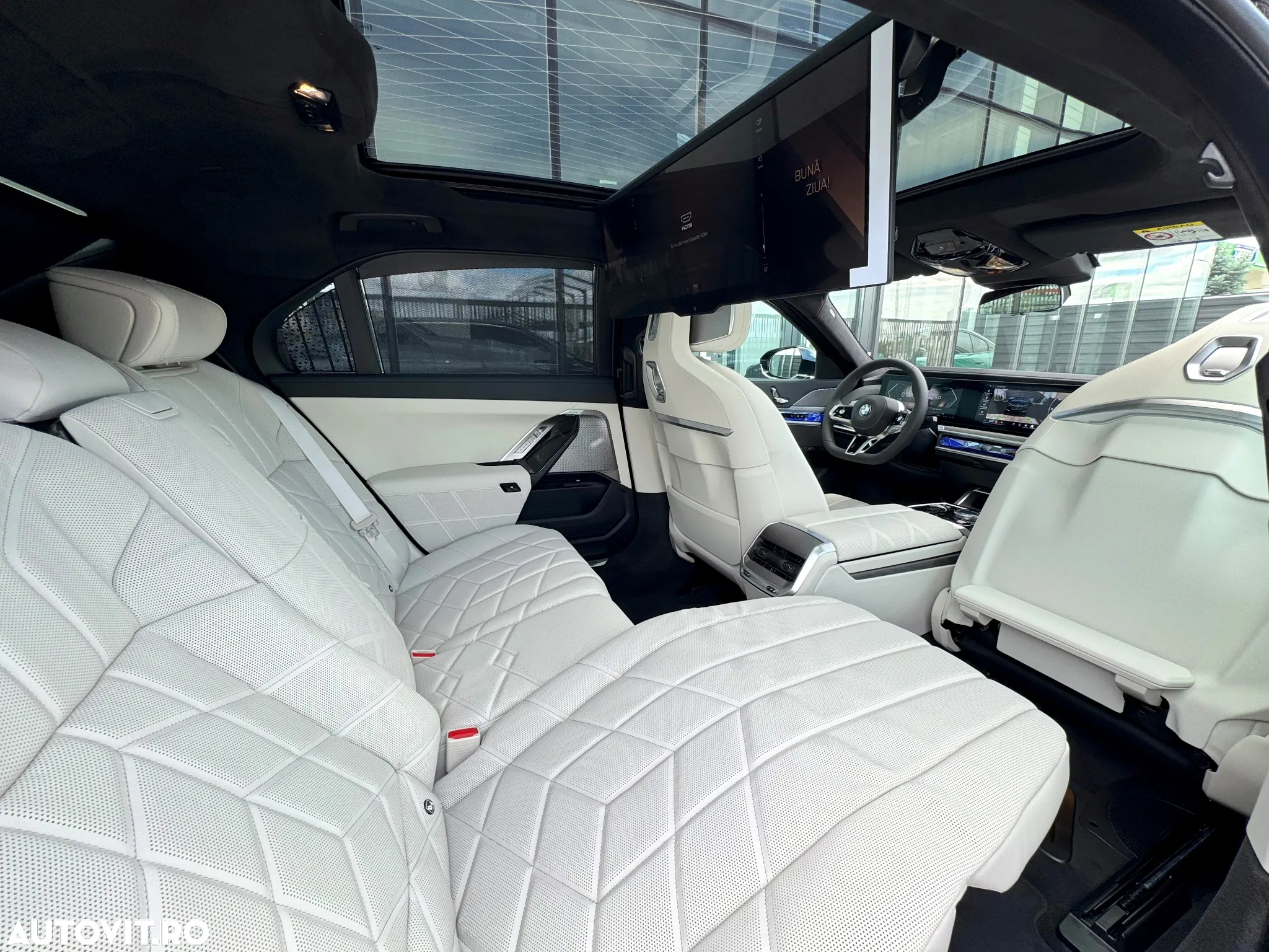 BMW Seria 7 740d xDrive MHEV - 8