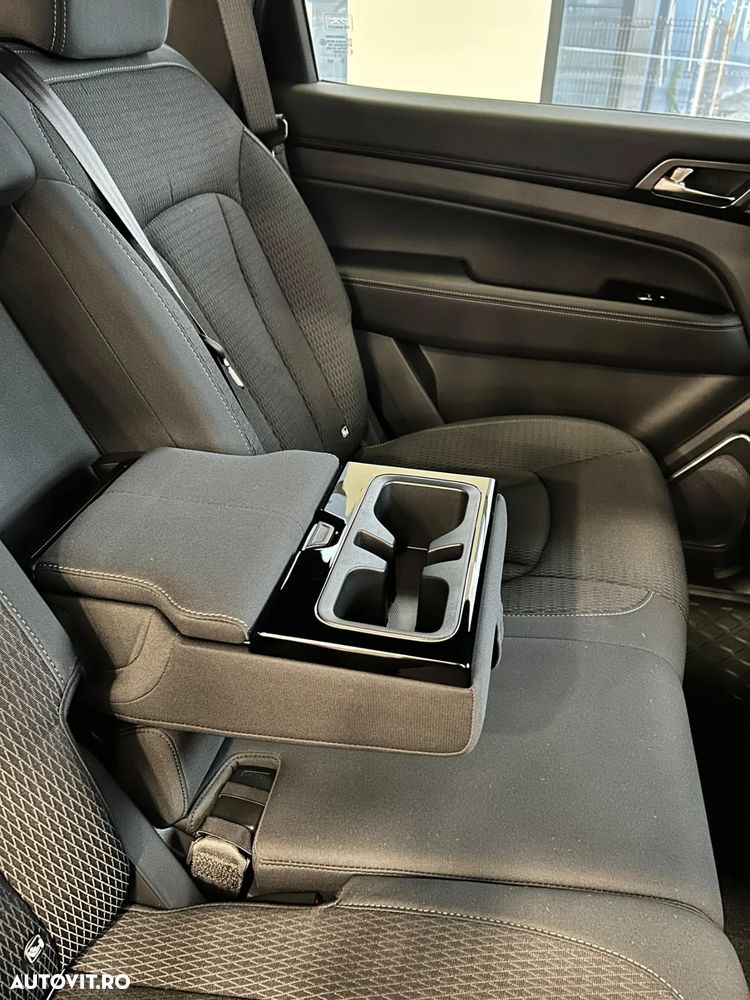 SsangYong REXTON 2.2 Diesel 4WD Aut. Core - 15