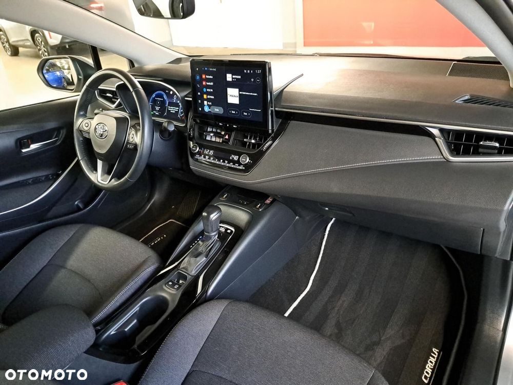 Toyota Corolla 1.8 Hybrid Comfort - 15