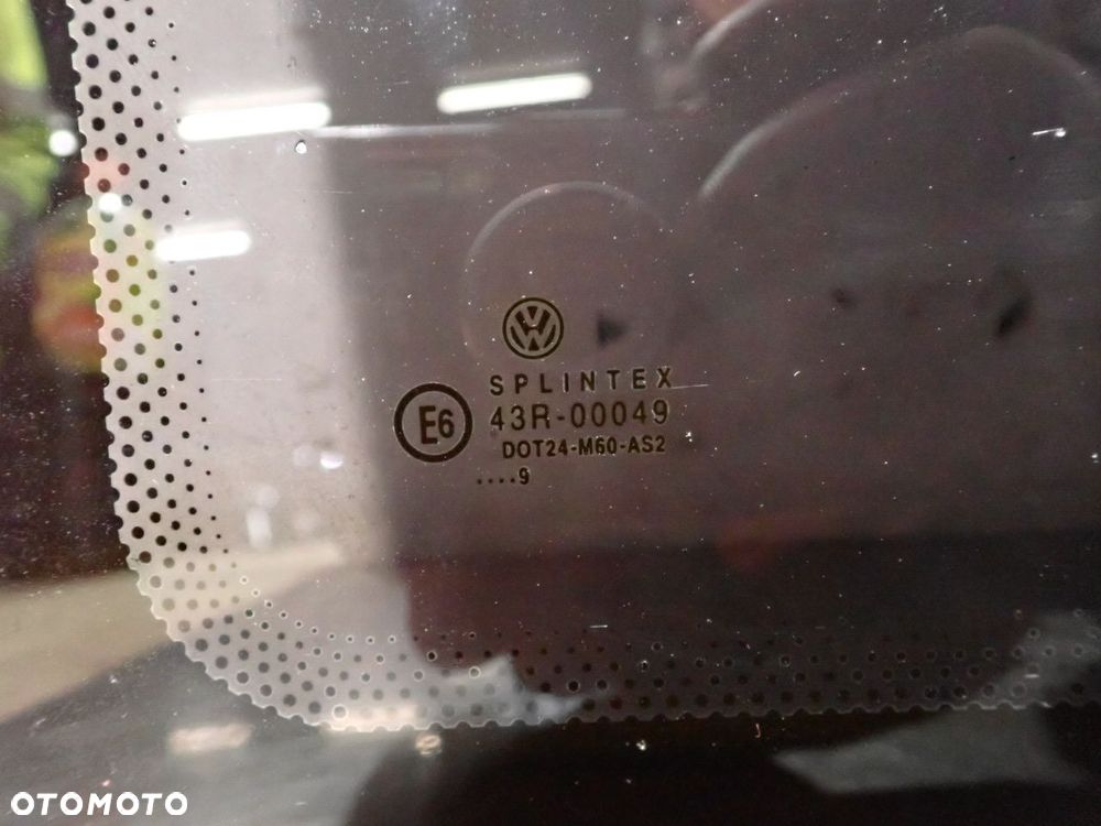 SZYBA KAROSERYJNA LEWA ŚRODKOWA VOLKSWAGEN T4 - 3