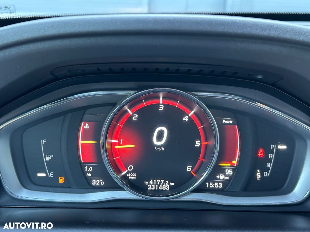 Volvo XC 60 D4 Geartronic Momentum - 19