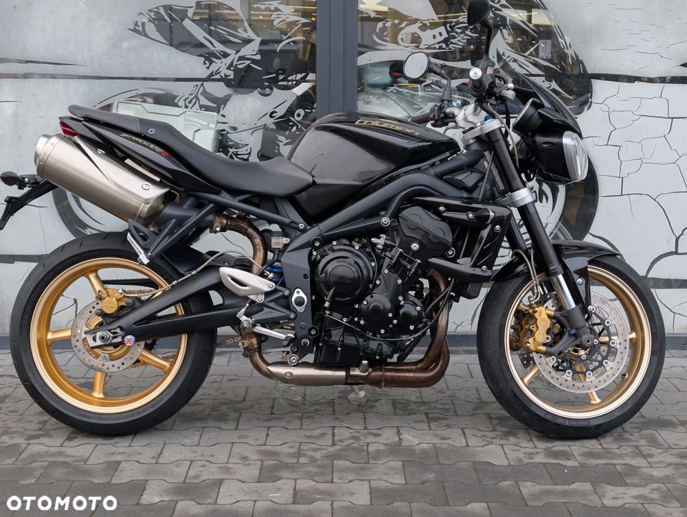 Triumph Street Triple - 6