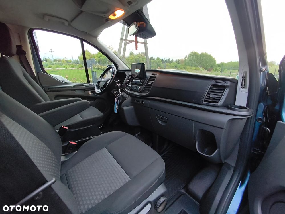 Ford Transit Custom - 13