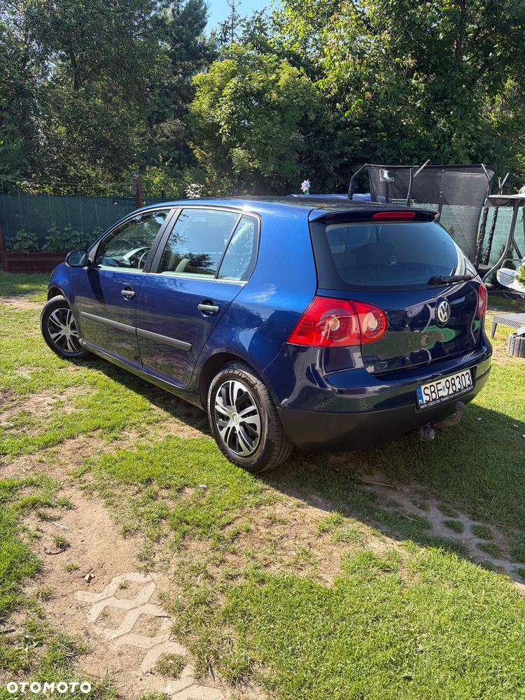 Volkswagen Golf - 3