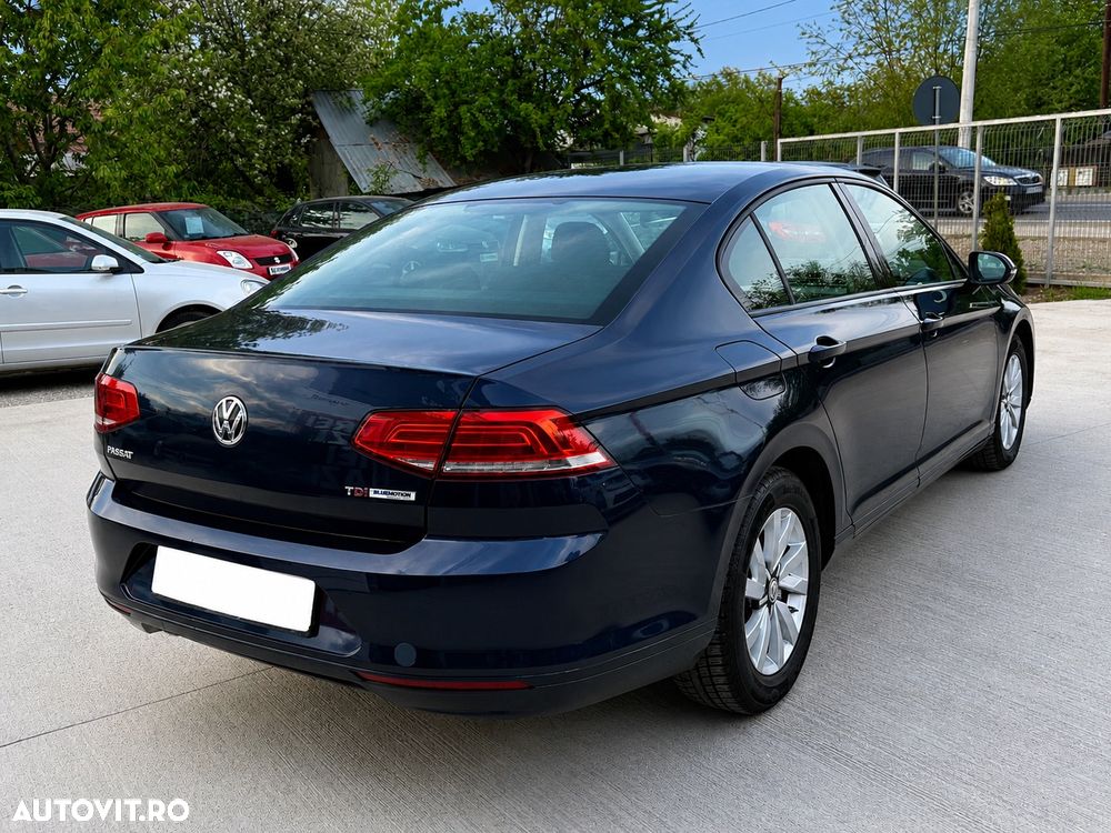 Volkswagen Passat 1.6 TDI BlueMotion Technology Comfortline - 6