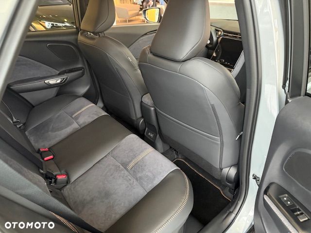 Lexus LBX 1.5 Hybrid Cool - 10