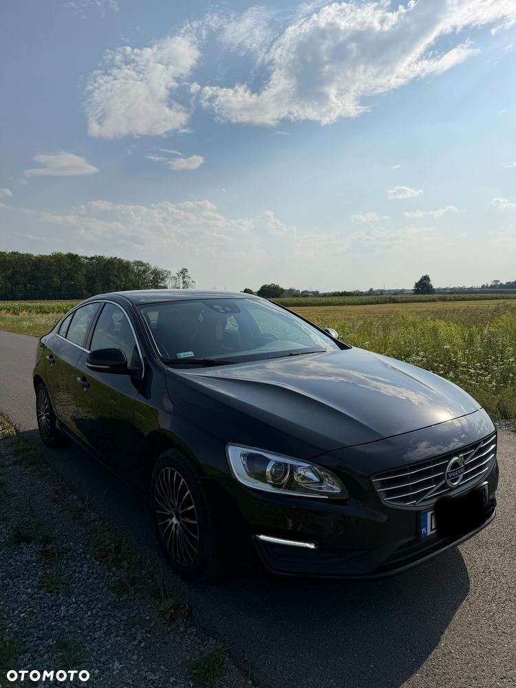 Volvo S60 II (2010-) D4 Drive-E Momentum, 2016