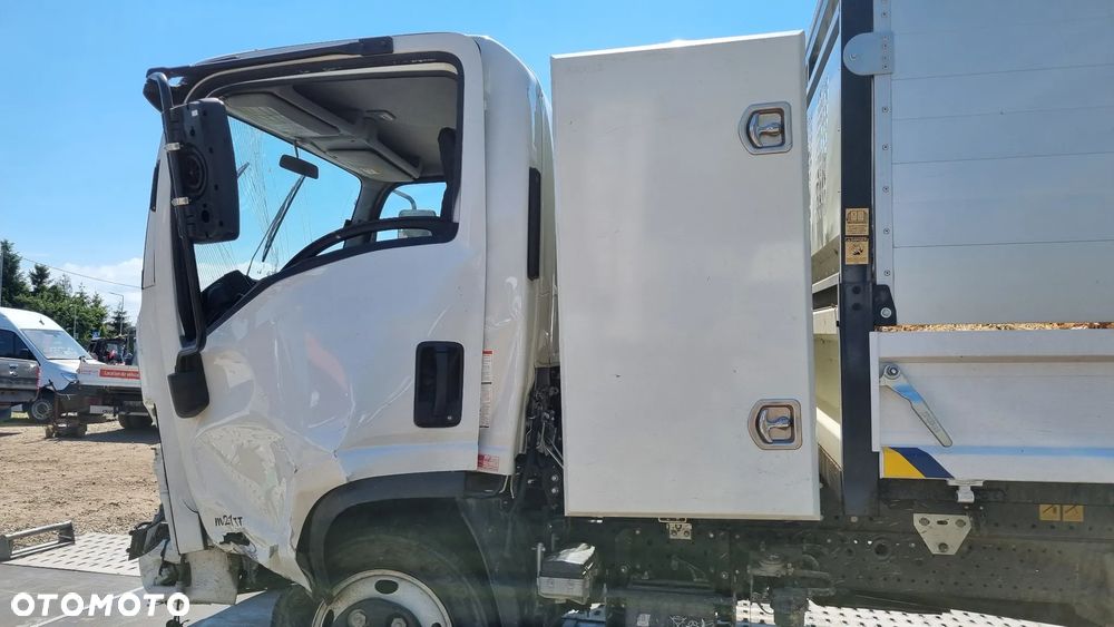 Isuzu N - 13