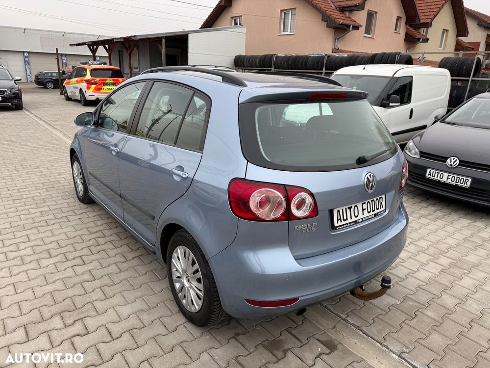 Volkswagen Golf Plus 1.6 TDI DPF BMT Trendline - 9