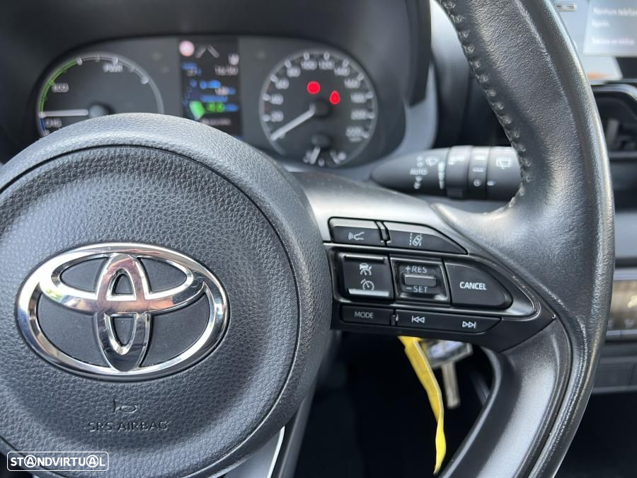 Toyota Yaris 1.5 HDF Comfort Plus - 28