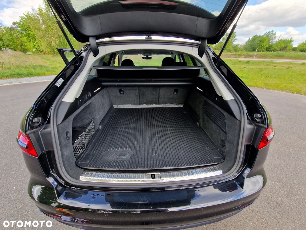 Audi A6 Avant - 9