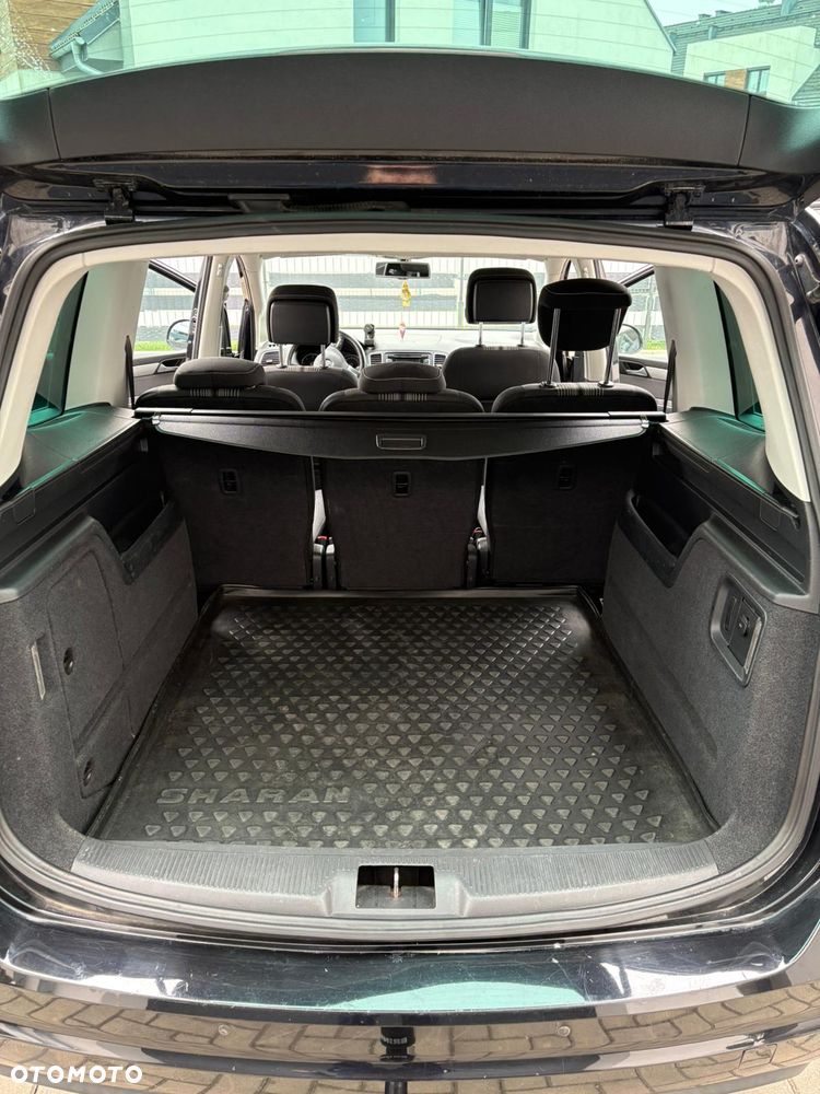 Volkswagen Sharan 2.0 TDI 4MOTION BlueMotion Technology Match - 9