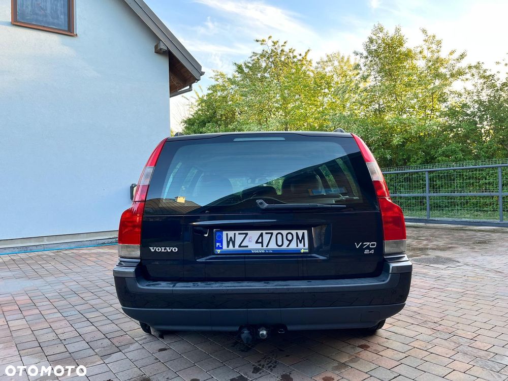 Volvo V70 2.4 - 22