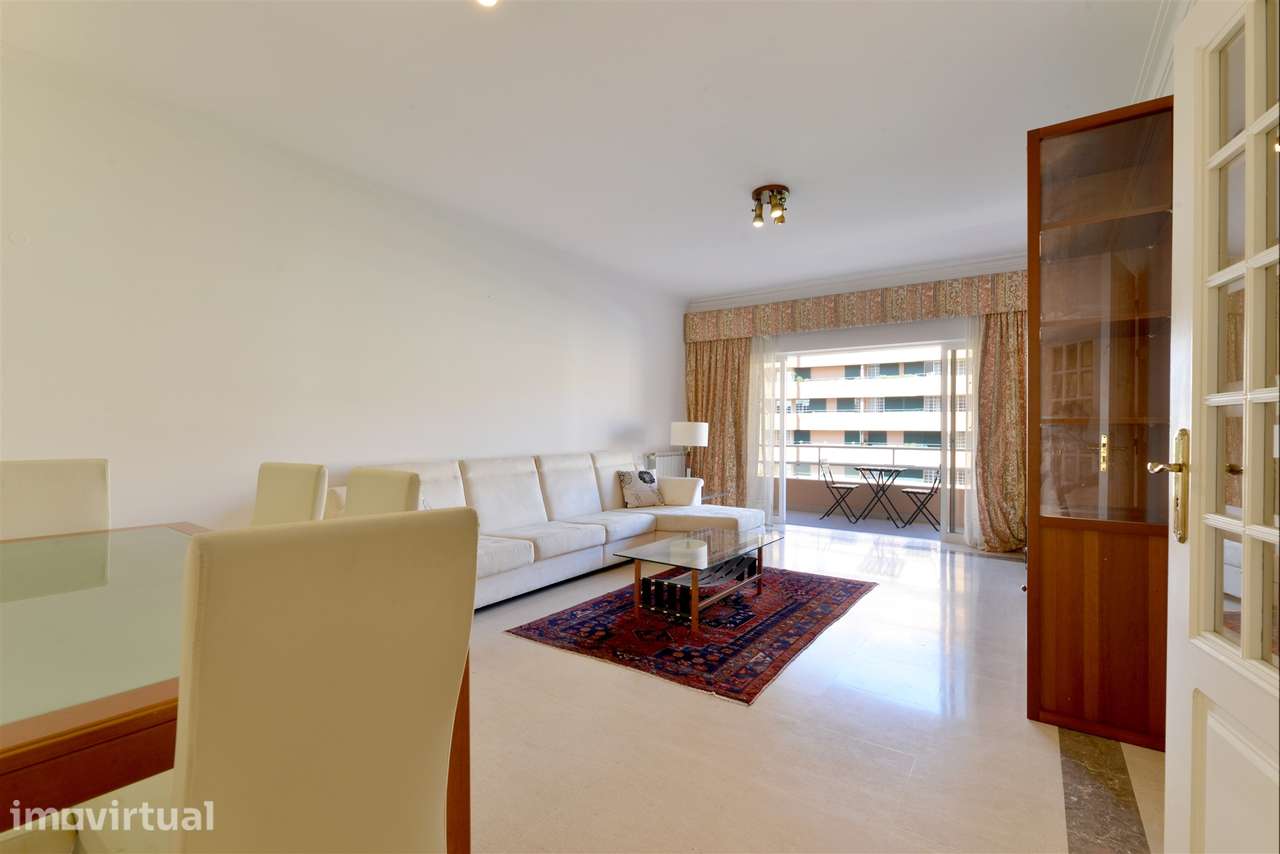 Apartamento T2 Mobilado no Bairro do Rosário – Guia, Cascais - Grande imagem: 2/40