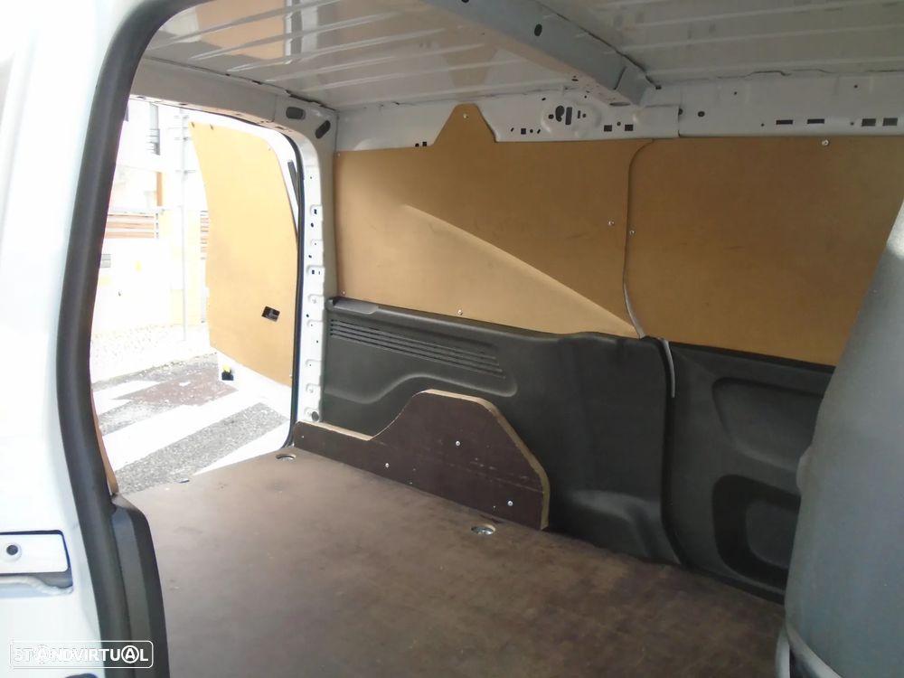 Peugeot PARTNER  LONGA-3 LUGARES 102 CV-NACIONAL-IVA DEDUTIVEL - 13