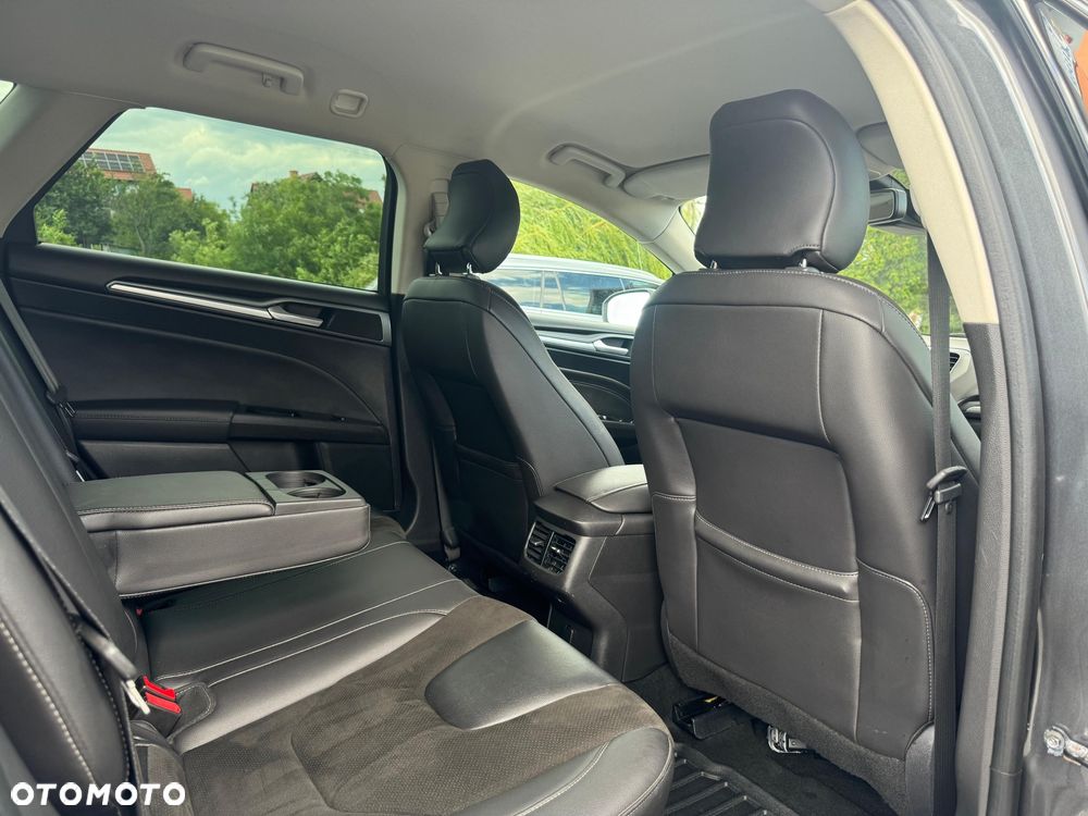 Ford Mondeo 2.0 TDCi Edition 4WD PowerShift - 24