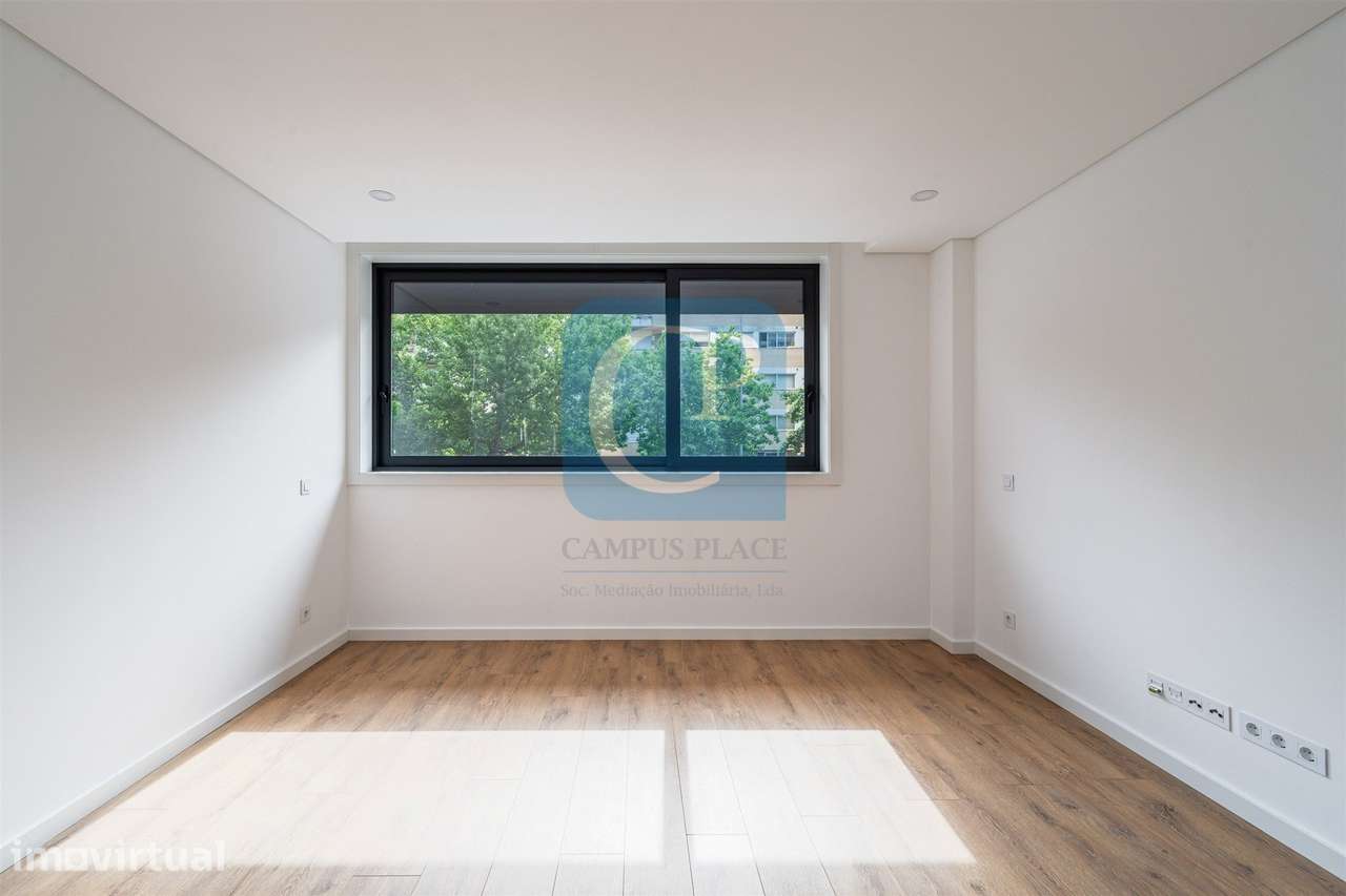Apartamento T1+1 novo, no Empreendimento Agra Campus 3, Pedrouços, Mai - Grande imagem: 2/18