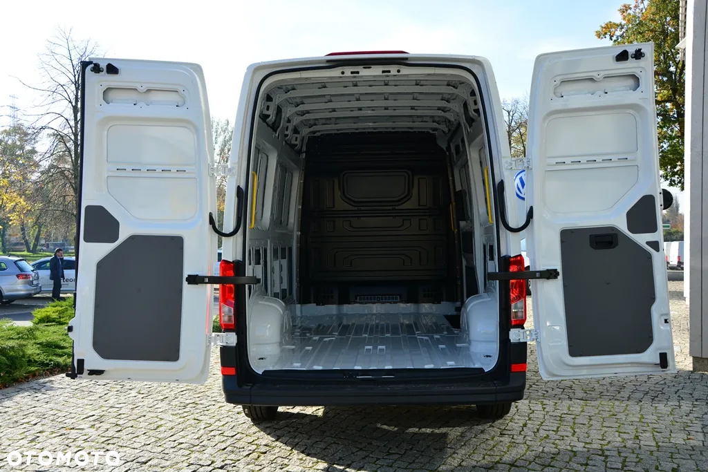 Volkswagen Crafter - 8