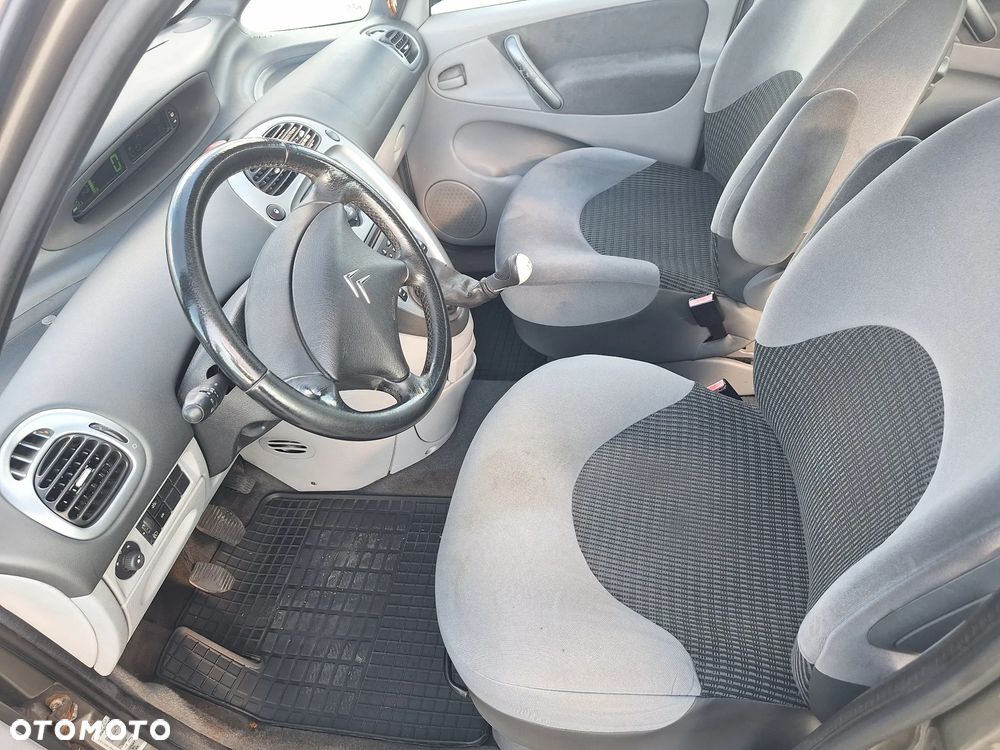 Citroën Xsara Picasso - 10