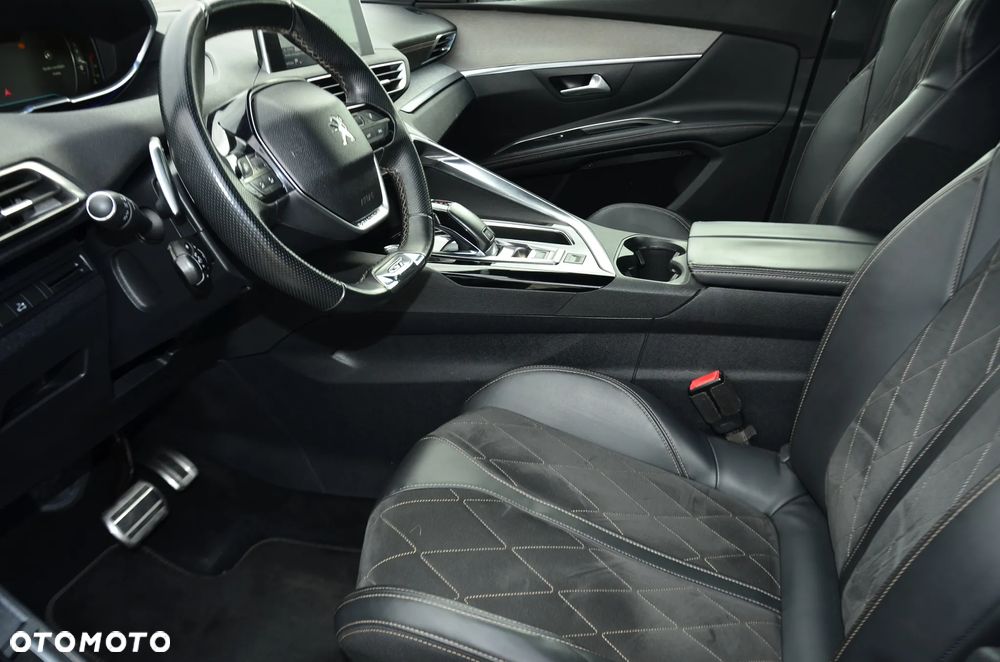 Peugeot 5008 2.0 BlueHDI GT S&S EAT8 - 18