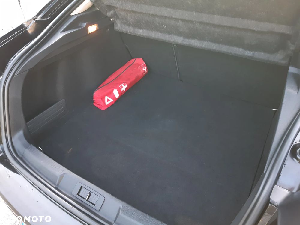 Renault Laguna 2.0 dCi Tech Run - 14