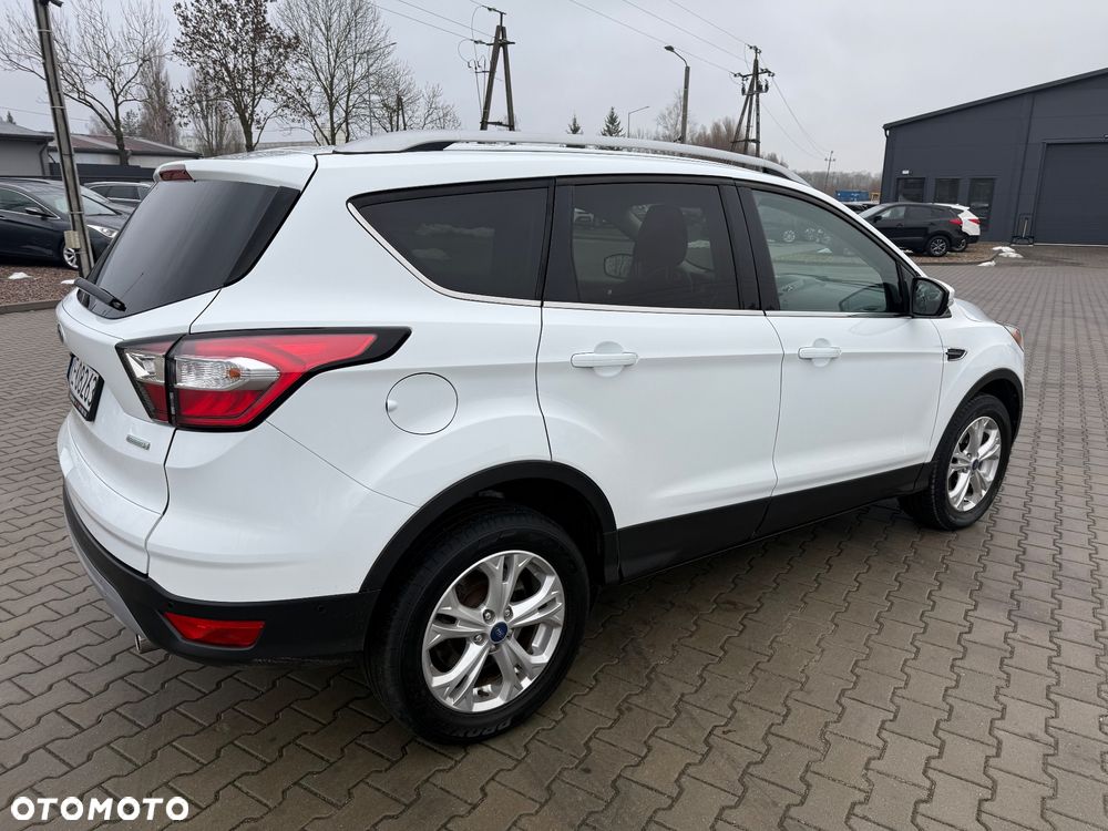 Ford Kuga 1.5 EcoBoost 2x4 Cool & Connect - 11