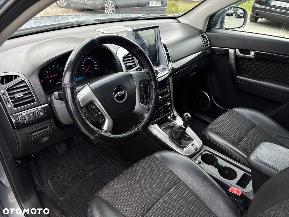 Chevrolet Captiva - 9