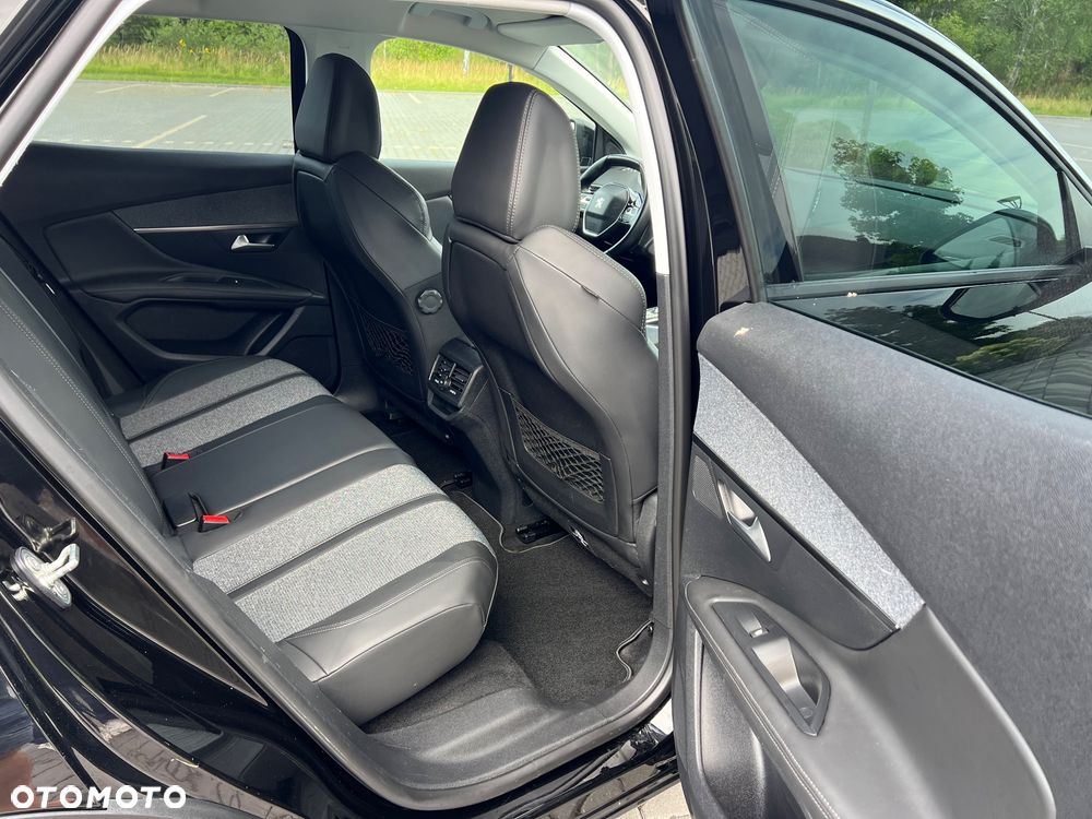 Peugeot 3008 HDi FAP 115 EGS6 Stop&Start Business-Line - 29