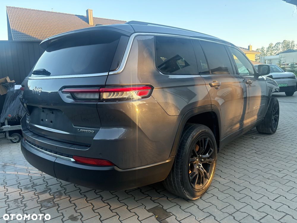 Jeep Grand Cherokee - 19