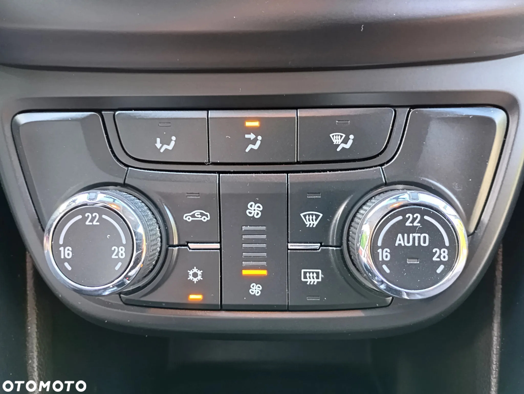 Opel Zafira 2.0 D (CDTI ecoFLEX) Start/Stop Active - 9