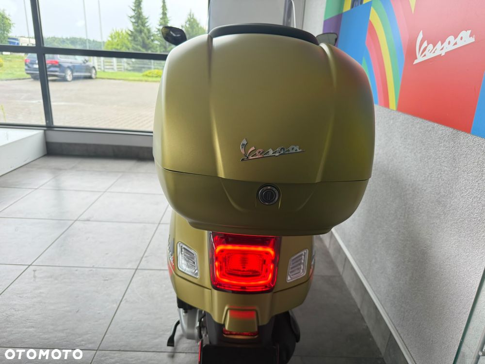 Vespa GTS - 2