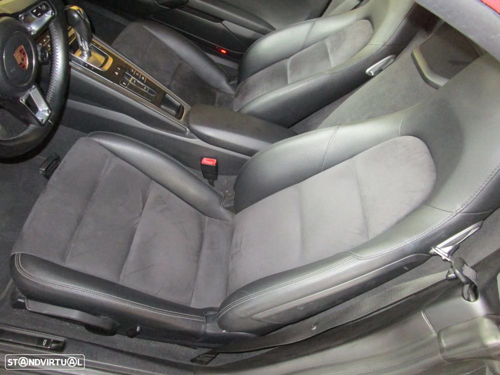 Porsche 718 Boxster T PDK - 15