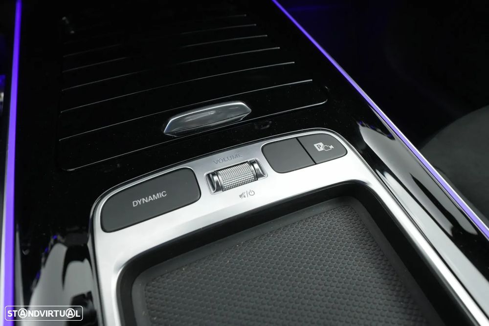 Mercedes-Benz GLA 200 AMG Line - 24