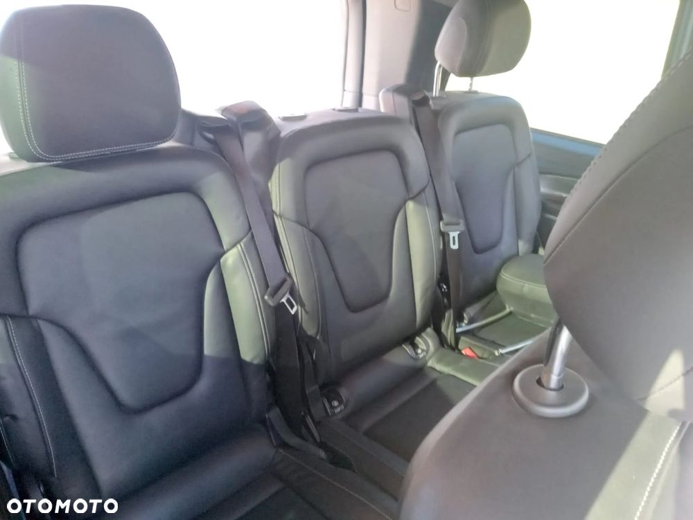 Mercedes-Benz Vito - 12