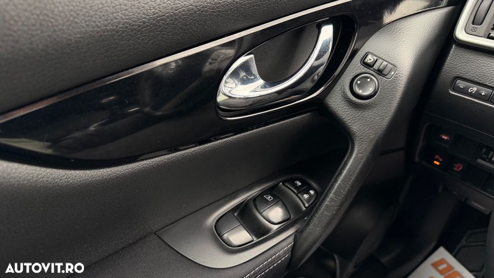 Nissan Qashqai 1.5 DCI N-Connecta - 14