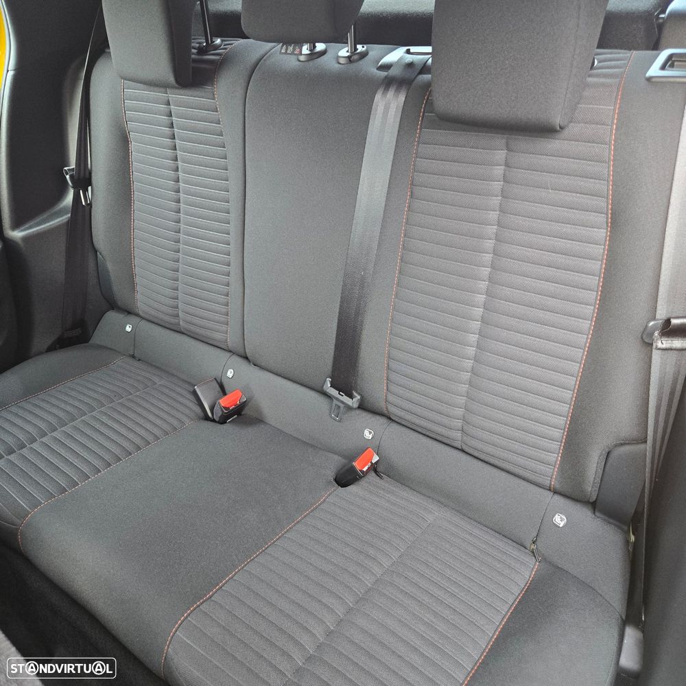 Peugeot e-208 Active Pack - 28