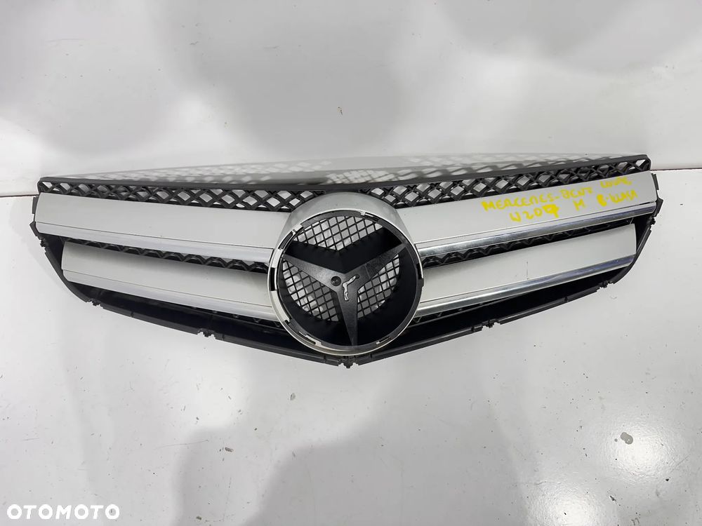 Grill atrapa Mercedes-Benz E klasa Coupe Cabrio W207 C207 - 9