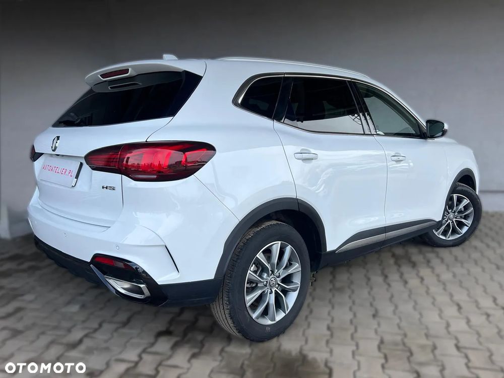 MG HS 1.5 T-GDI Excite DCT - 11