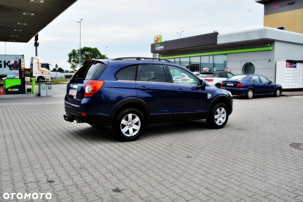 Chevrolet Captiva 2.4 2WD 5 Sitzer LS - 18