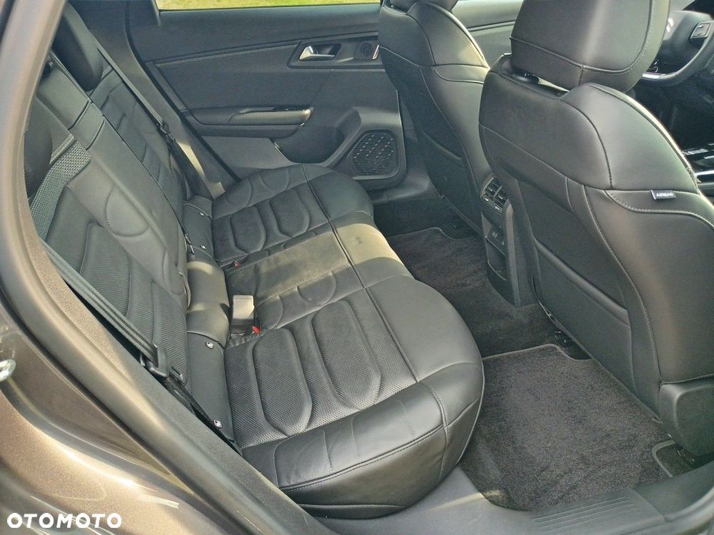 Citroën C5X 1.2 PureTech Shine EAT8 - 18