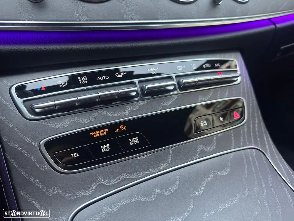 Mercedes-Benz E 300 - 22