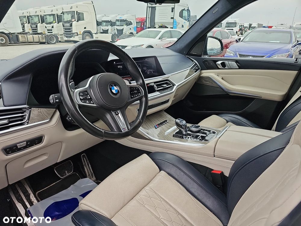 BMW X7 - 10