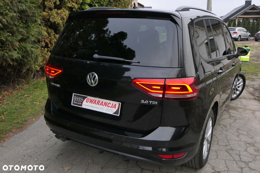 Volkswagen Touran 2.0 TDI BMT Comfortline - 4
