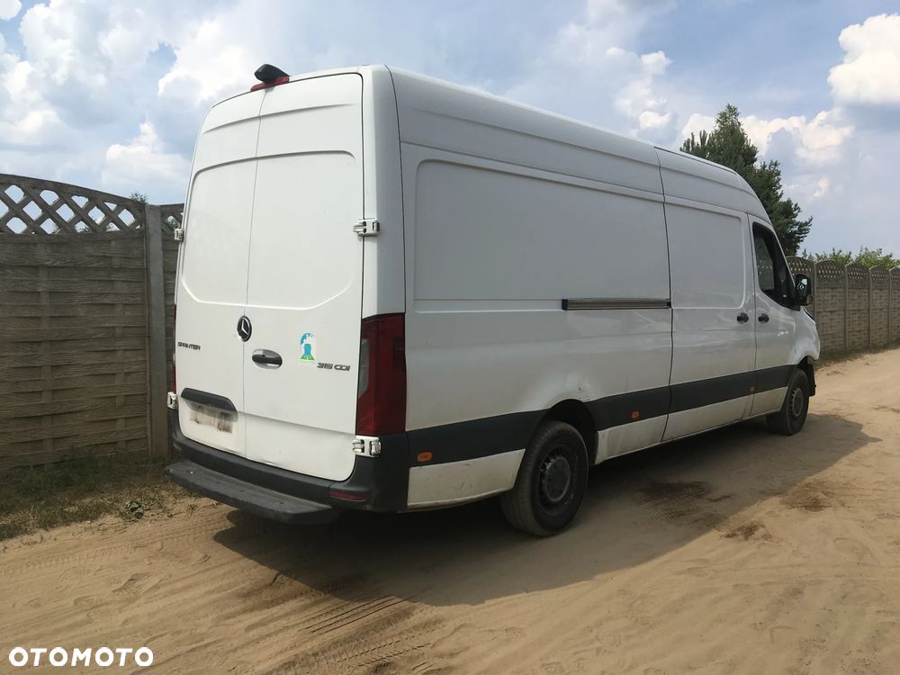 Mercedes-Benz Sprinter Max - 4