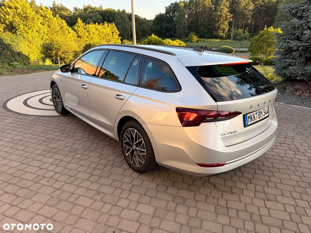 Skoda Octavia 2.0 TDI DSG 4x4 Clever - 7